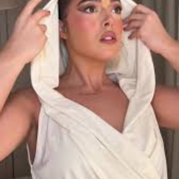 Zara Top with Hood Size S - Picture 2 of 6